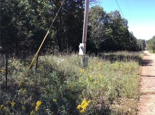 525 Road Cross, Edwards, MO 65326