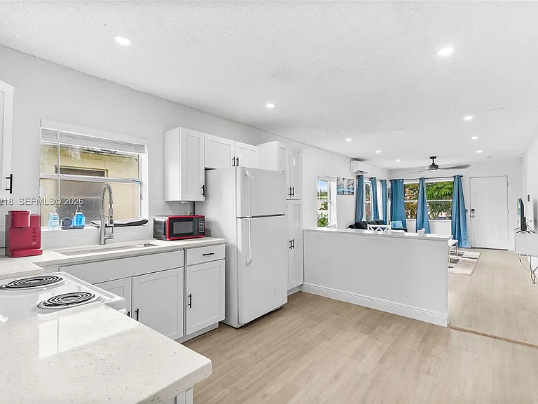 1408 N 23rd St — Photo 14