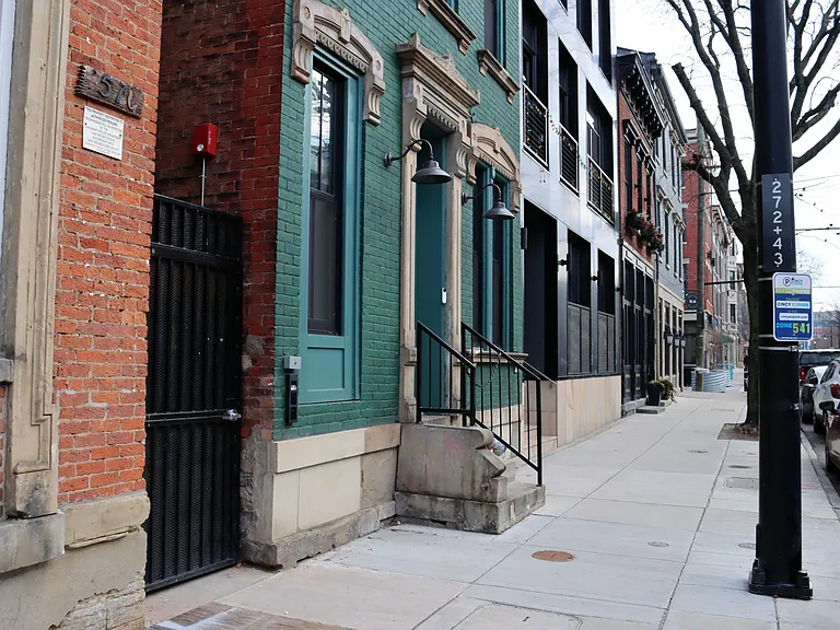 1508 Race St #2R — Photo 24