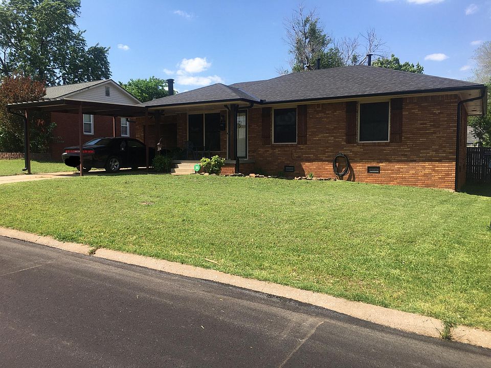 1st image of 113 E Pratt Dr