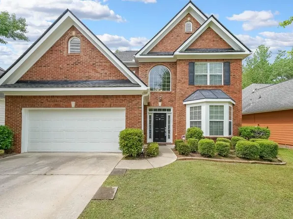 7979 Larksview Dr, Fairburn, GA 30213