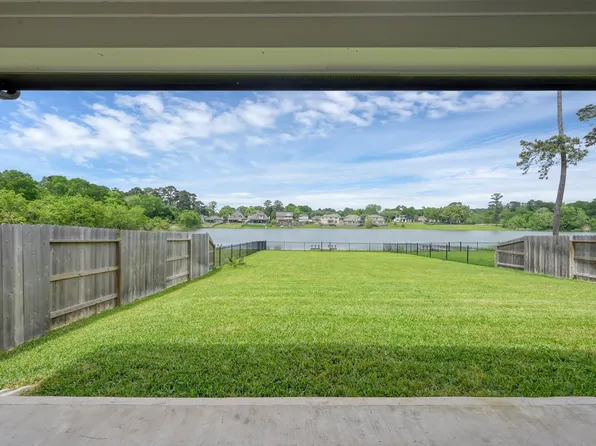 622 Paisley Harbor Ct, Conroe, TX 77304