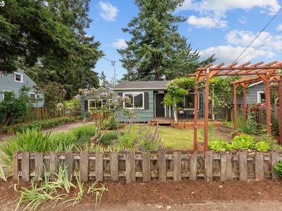 7225 SE 68th Ave, Portland, OR, 97206