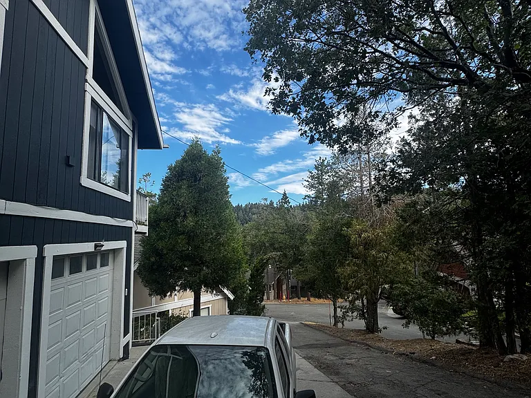 24175 Horst Dr — Photo 34