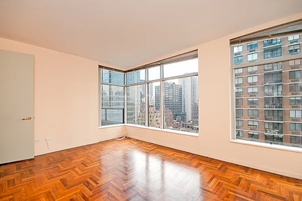Sold by Sumitomo Real Estate Sales | media 5