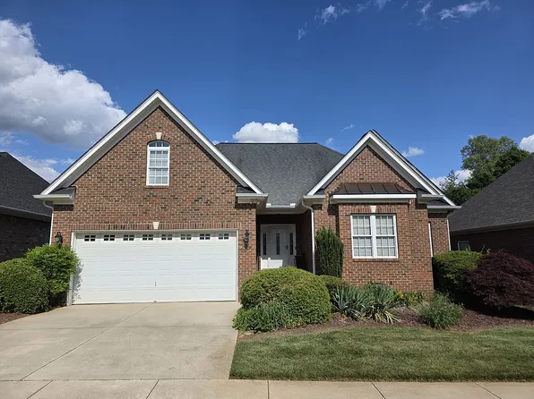 109 Peppertree Dr, Mebane, NC 27302