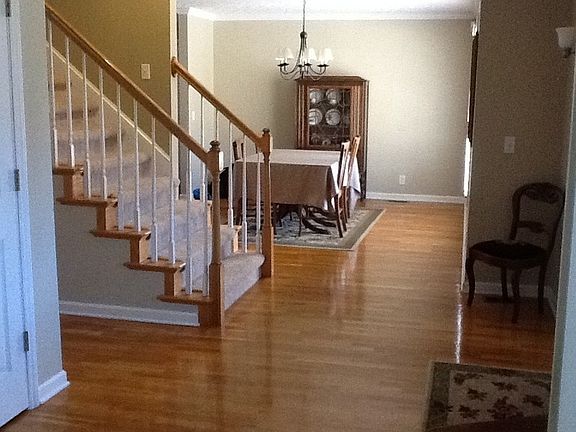 2nd image of 203 Southridge Dr