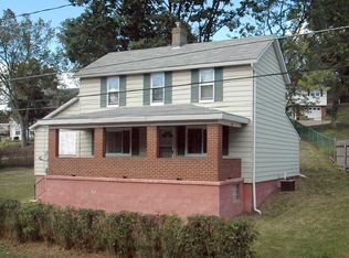 449 Pierson Run Rd, Pittsburgh, PA 15239