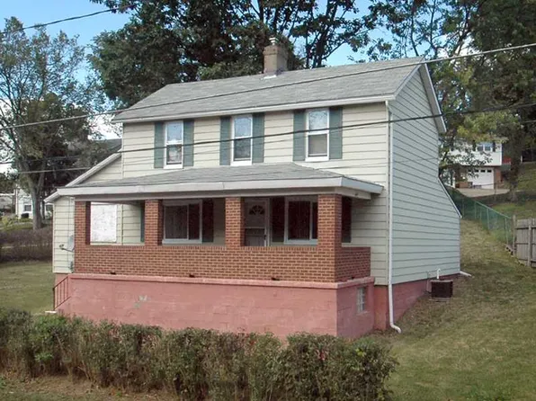 449 Pierson Run Rd, Pittsburgh, PA 15239