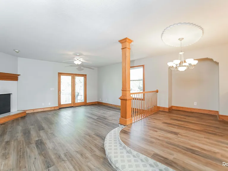 805 SW Harvest Dr — Photo 7