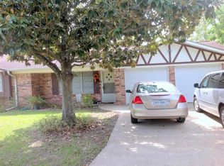 1101 N 3rd St, Silsbee, TX 77656