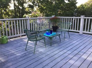 64 Main St, Stonington, CT 06378