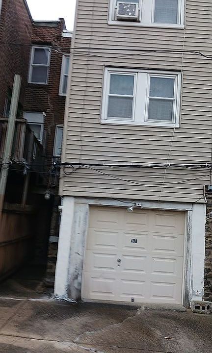 2nd image of 408 E Sharpnack St