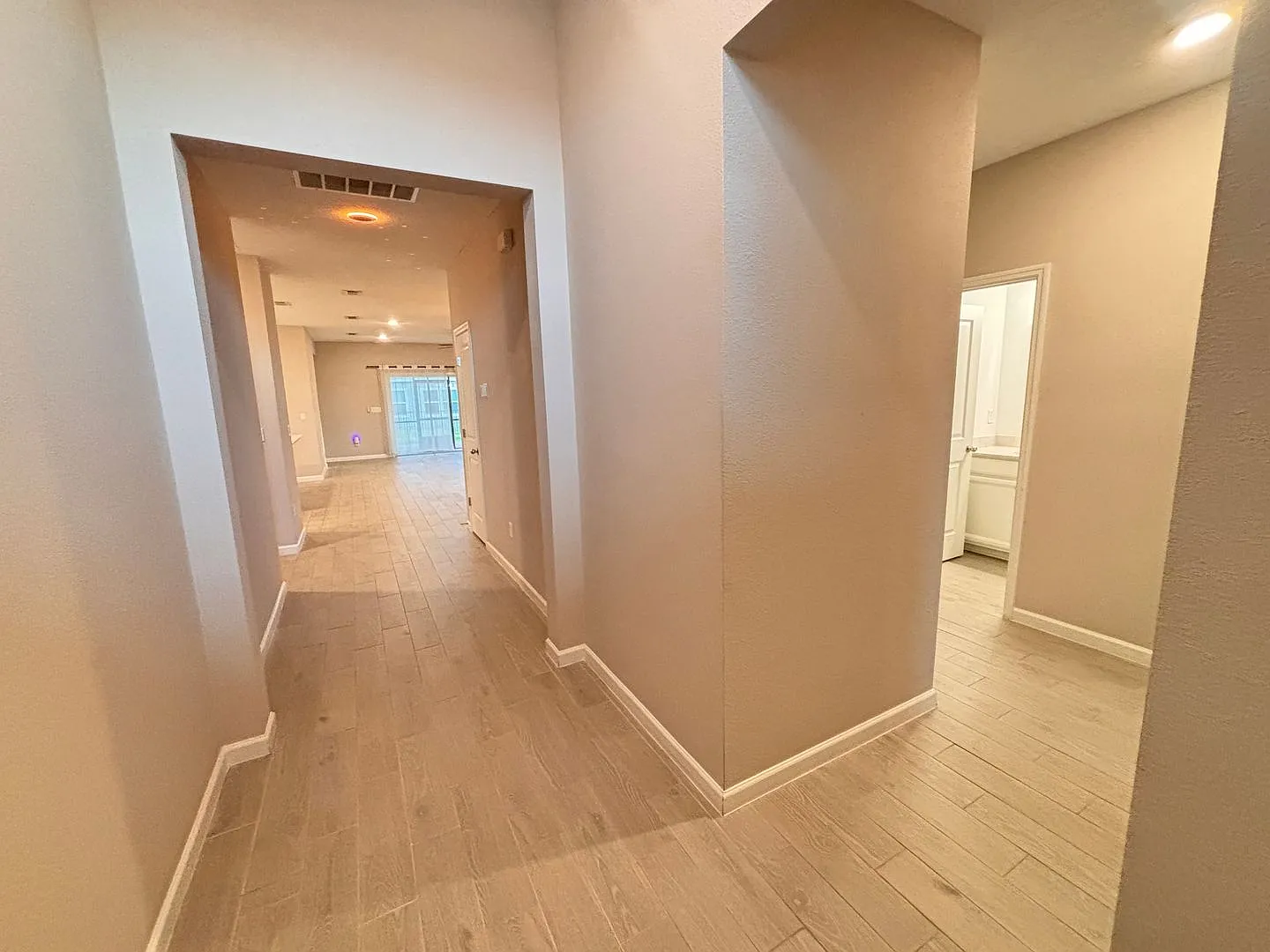 Spacious 4BR/3BA on Large Corner Lot! Water Views, Screened Patio, Double Garage & Outdoor Firepl... — Photo 4