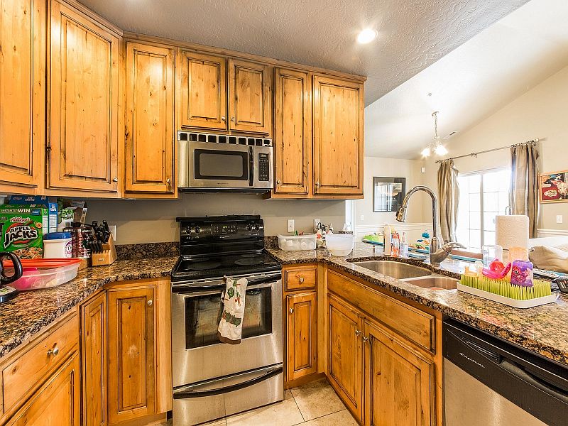 51 S 930 E American Fork UT Zillow