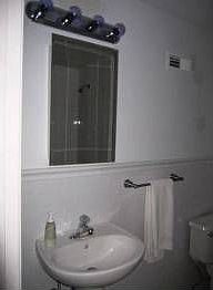 2nd image of 717 Annin St