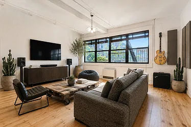 350 Manhattan Avenue, #2B