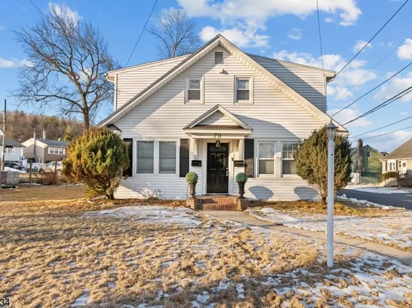 70 River Blvd, Little Falls Twp., NJ 07424