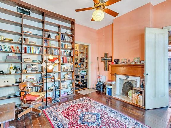 3rd image of 926 Orleans Ave
