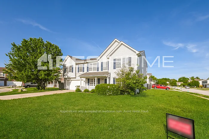 Building Photo - 13173 Zinfandel Pl