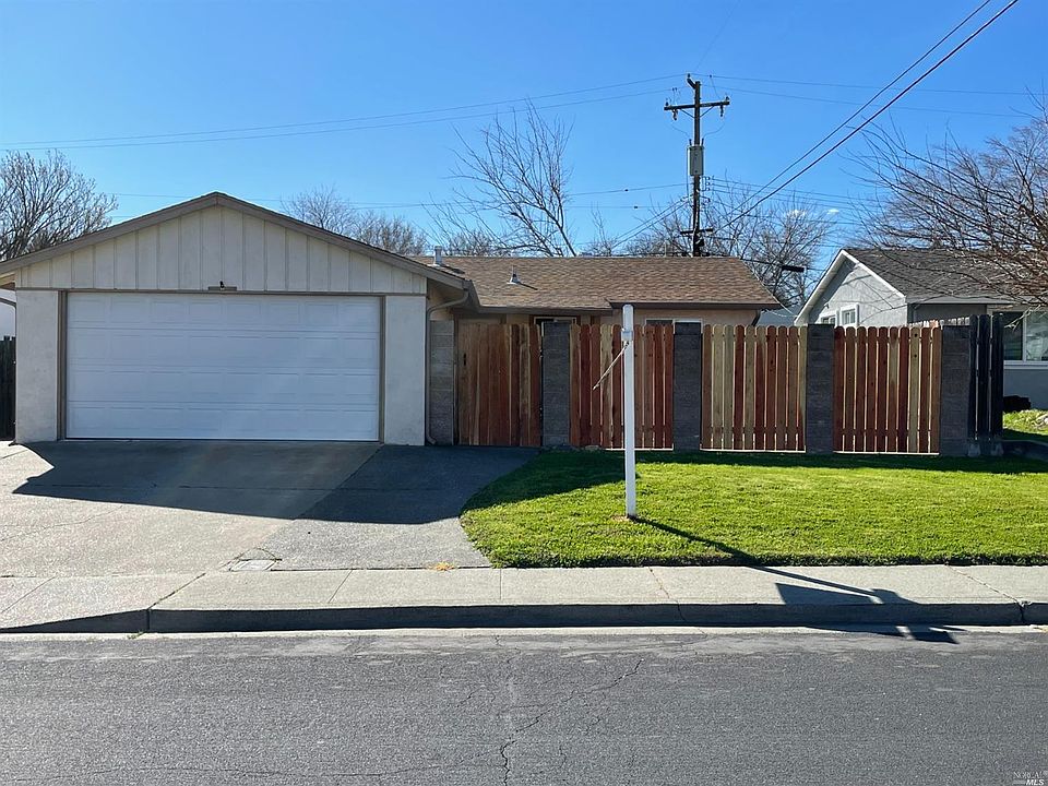 1st image of 107 Novato Dr