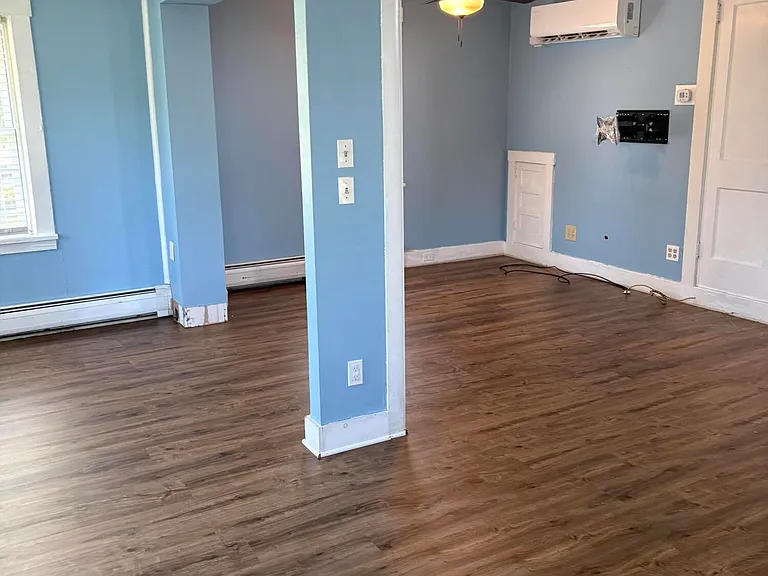 36 Bayberry Ave — Photo 3