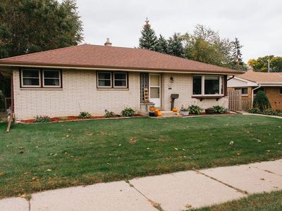 2450 S 99th St, West Allis, WI, 53227