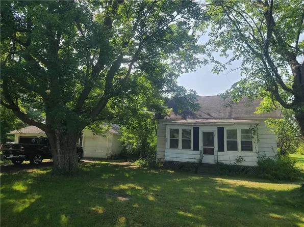 2421 15 1/4 Avenue, Rice Lake, WI 54868