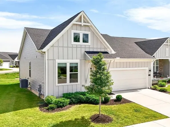138 Rhythm Point Dr, Saint Peters, MO 63376