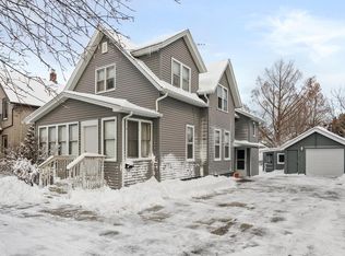 729 S 20th St, Manitowoc, WI 54220