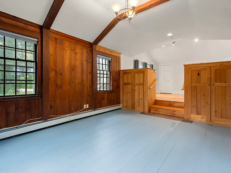 37 Summit Ave #2 — Photo 4