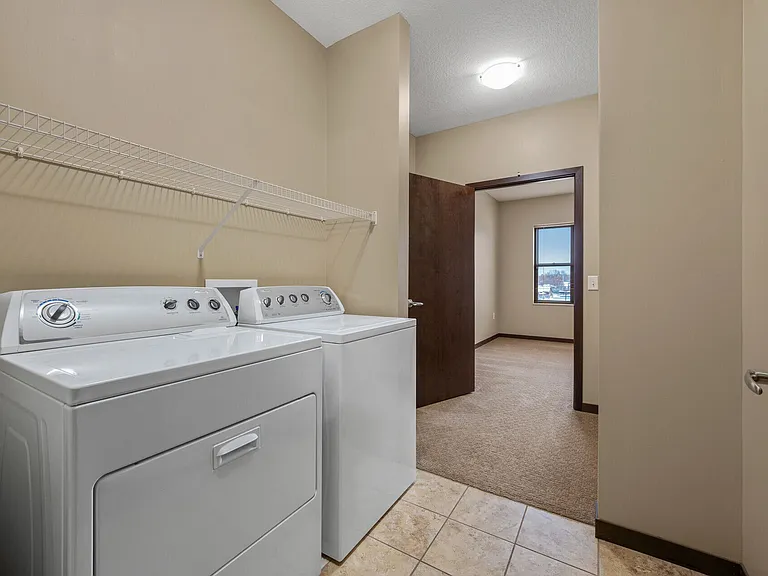 Oaks Station Place — Photo 46