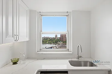 520 East 76th Street