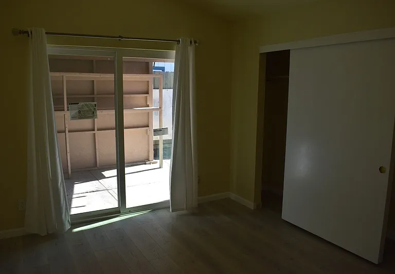 4790 Winona Way — Photo 23