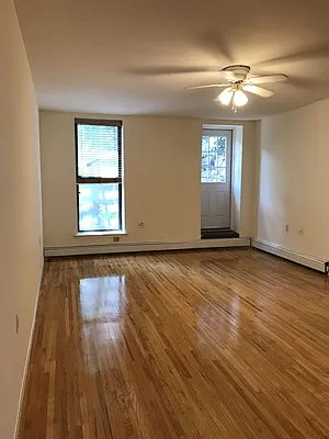 Rented by Compass | media 27