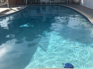 9349 Geyser Ave, Northridge, CA 91324