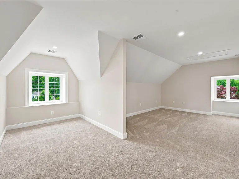 1512 Naamans Creek Rd — Photo 33