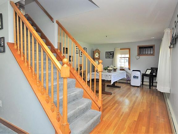 5th image of 168 Sherwood Cir