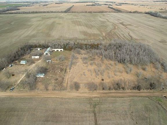 3rd image of 2053 Frontier Rd