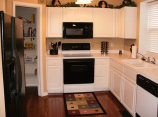 4020 Maid Marion Ct, Jamestown, NC 27282