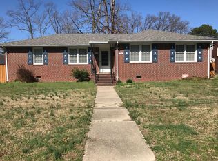 704 James Ave, Colonial Heights, VA 23834