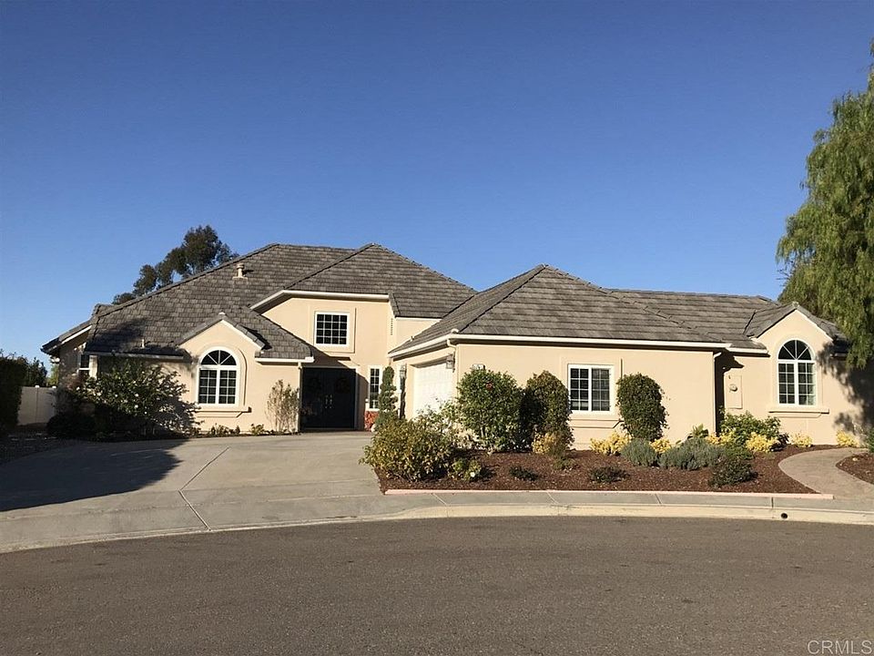 1st image of 1262 Las Vistillas Ln