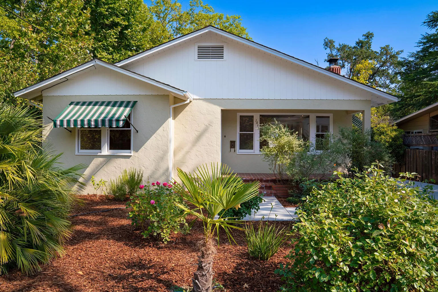 1451 Spring St photo 1