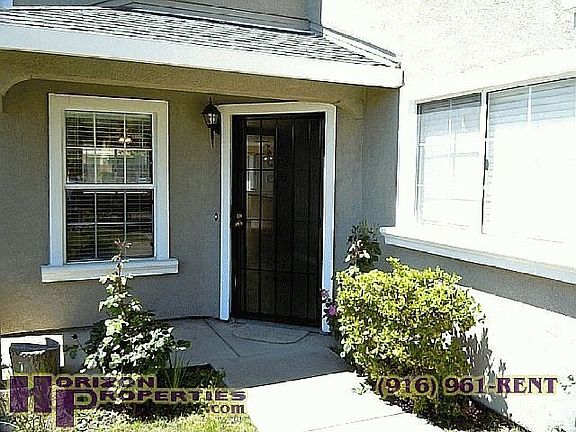 (3) : 6896 Cal Valley Way Sacramento, CA