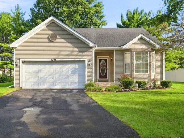 5205 Gardiner Glenn Dr, Plainfield, IL 60586