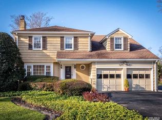 83 Thayer Rd, Manhasset, NY 11030