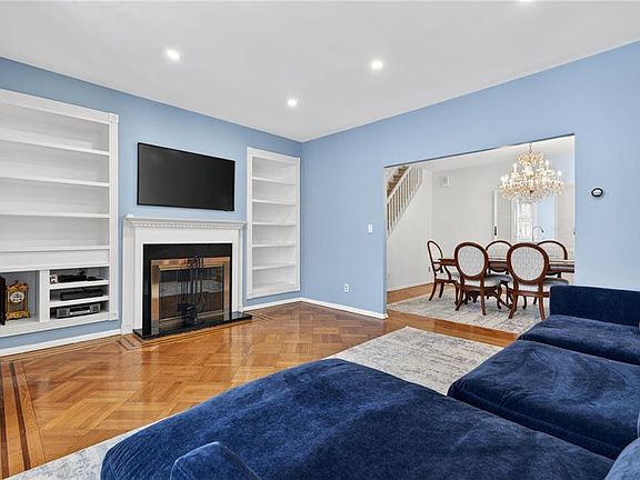 4th image of 7819 Colonial Rd