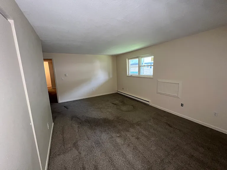 4 Culdaff St #J — Photo 14