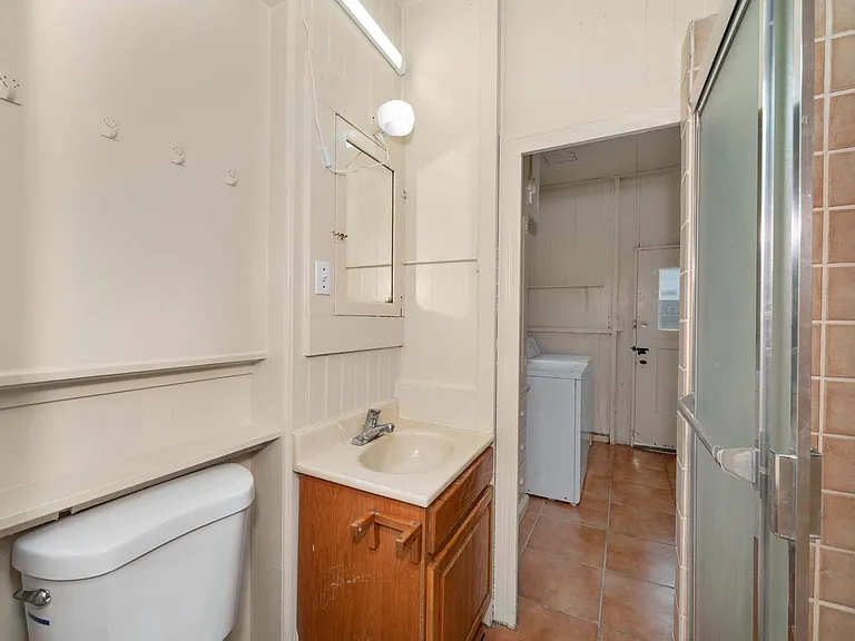 1913B Berkeley Way — Photo 24