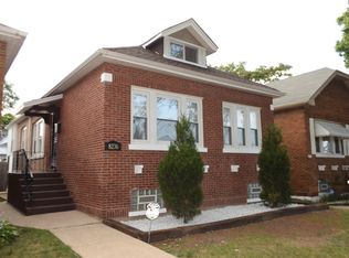 8236 S Ridgeland Ave, Chicago, IL 60617